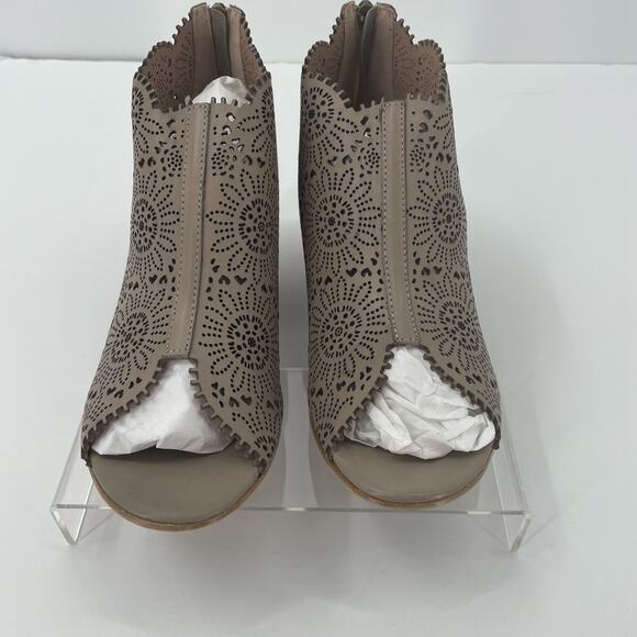 New Sundance Women's Penelope Bootie Sandals, Floral Cut-Out, Sz 37 Comfort Boho - Picture 2 of 15